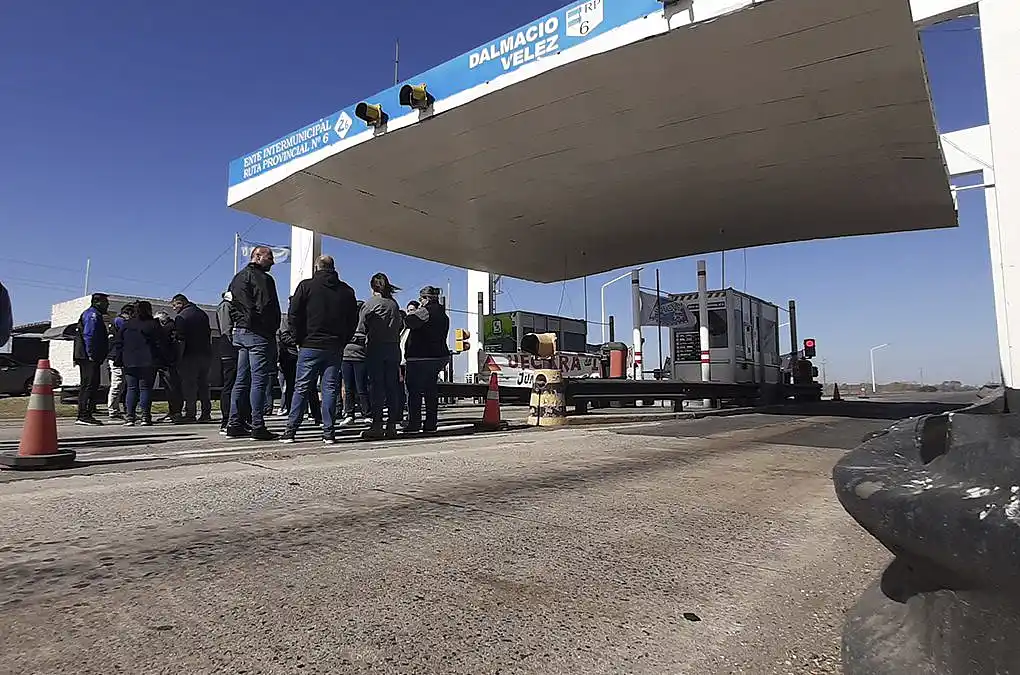 Peajes en la Ruta 6: cuestionan las tarifas y el control de Aubasa 34 ruta 6